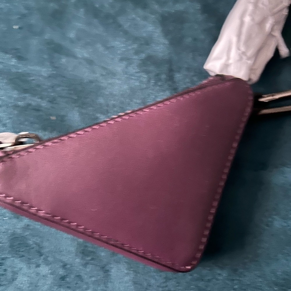 Triangular coin purse - Picture 2 of 7